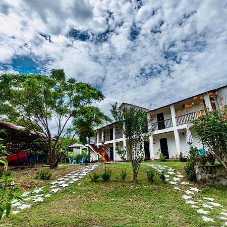 Cosmos Tatacoa Hotel فيلافيجا المظهر الخارجي الصورة